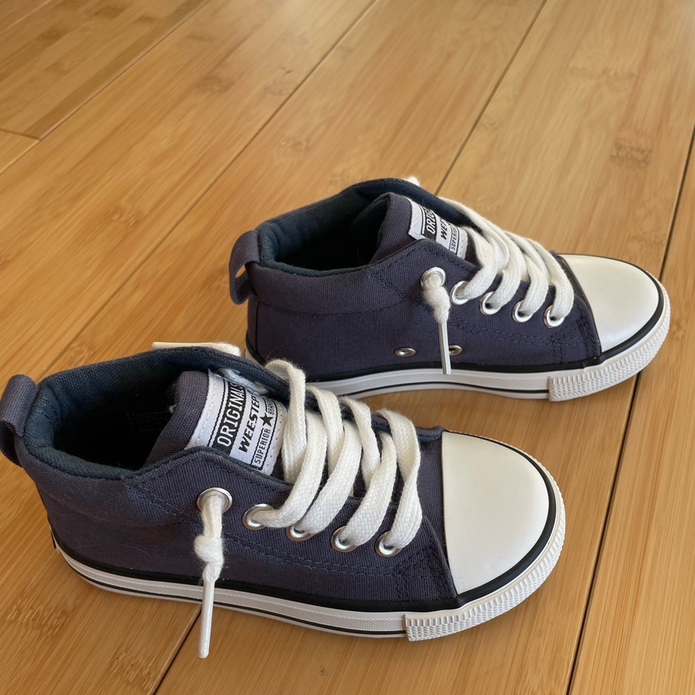 Weestep Toddler High-Top Sneakers - Navy and White, size 9